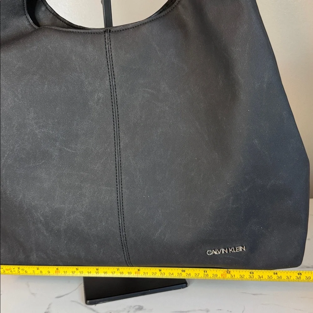 Calvin Klein Kylee Tote Bag - Picture 9 of 11